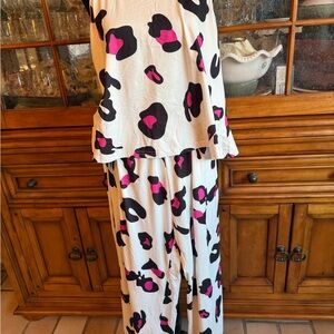 Women's White Pajama Set with Black and Pink Leopard Print